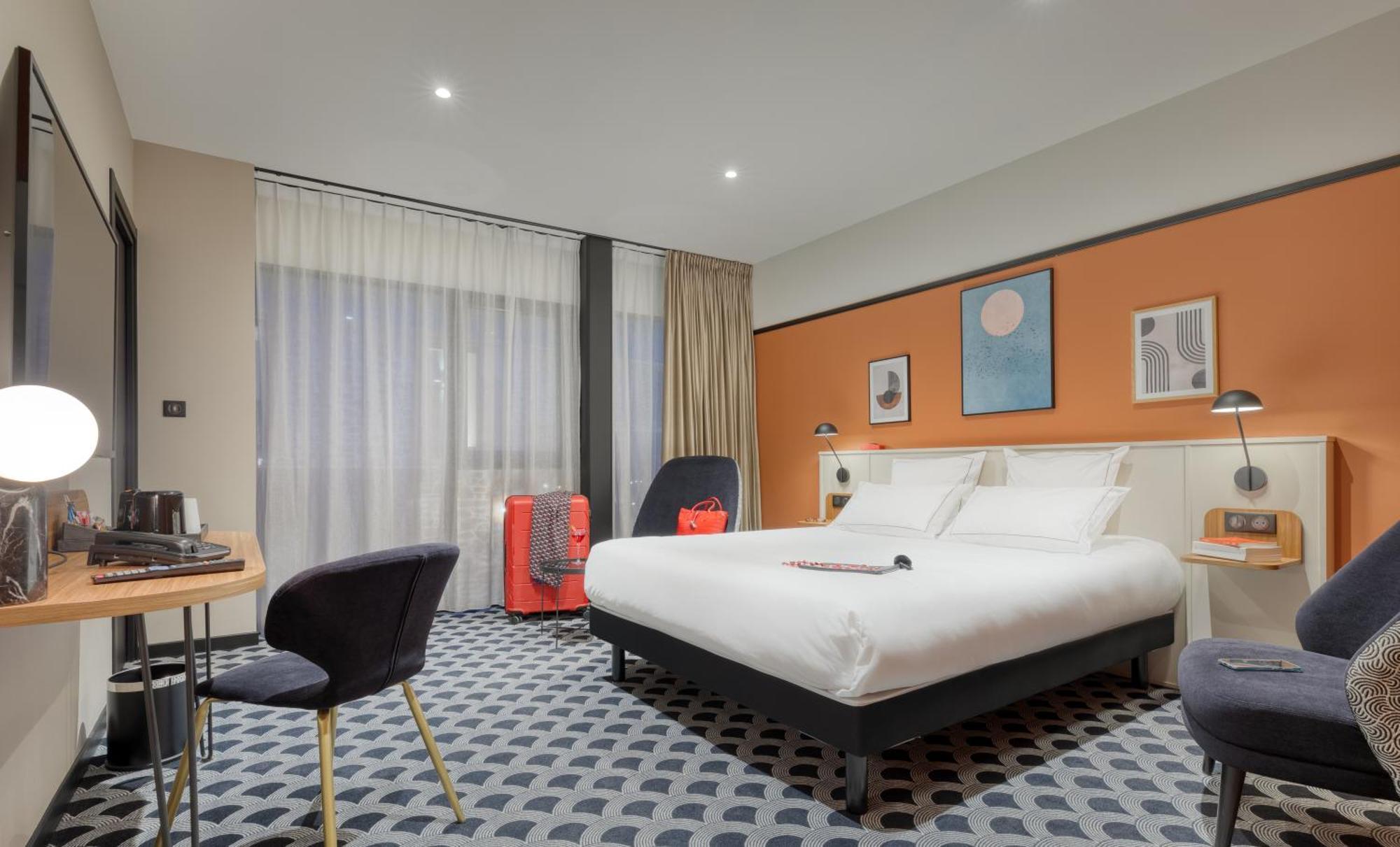 Brit Hotel Les Voyageurs Лудеак Экстерьер фото
