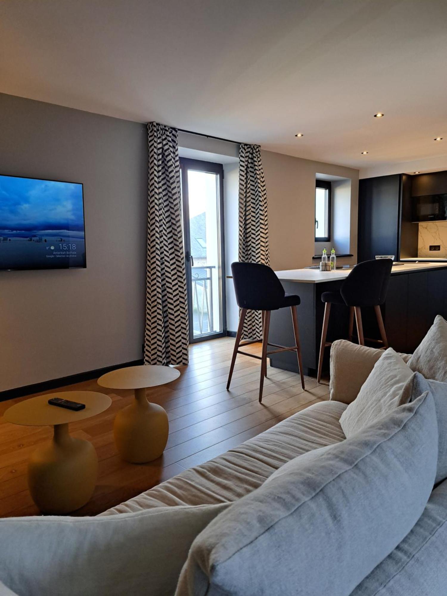 Brit Hotel Les Voyageurs Лудеак Экстерьер фото